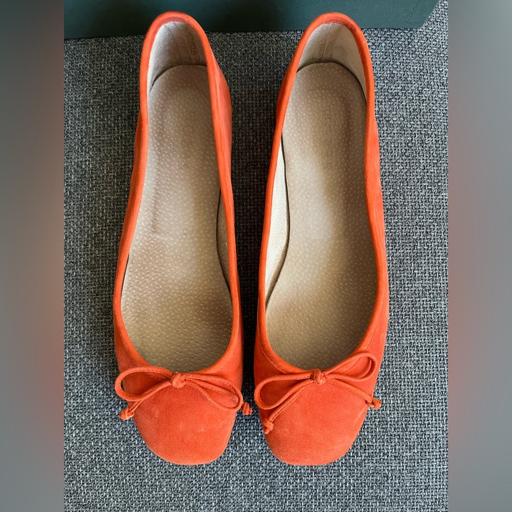 Hobbs "Prior" Suede Ballerina Flat, Sunset Orange, UK  5, EU 38, US 7-7.5